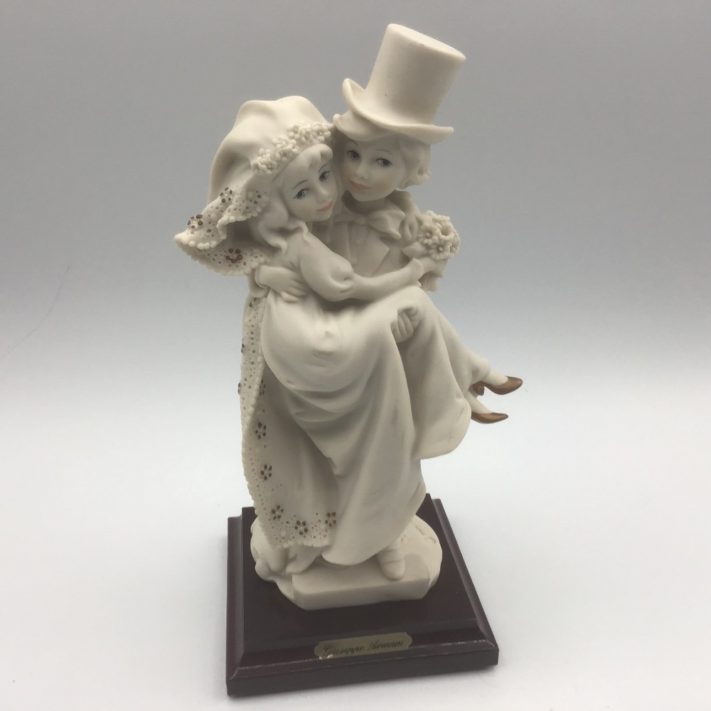 Vintage Giuseppe Armani Bride & Groom Just Married 1983 Fully Hallmarked. No box